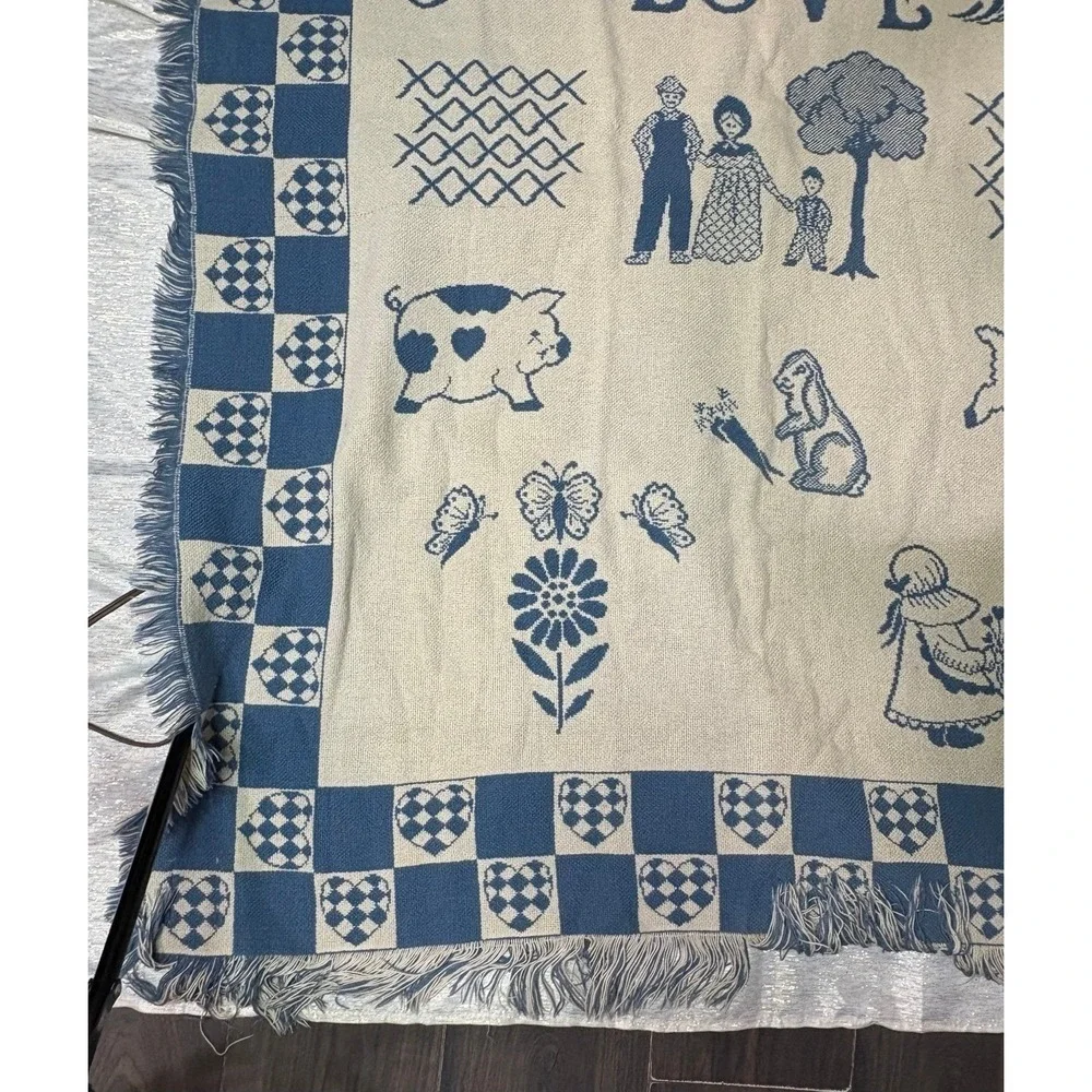 Blanket Kuscheldecke Goodwin Weavers made in the USA cottagecore grandmacore